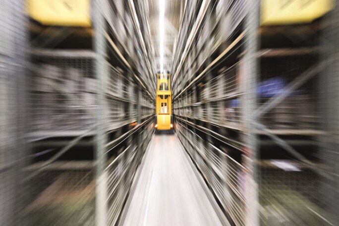 Schichtleiter Logistik (m/w/d), 1. Bild